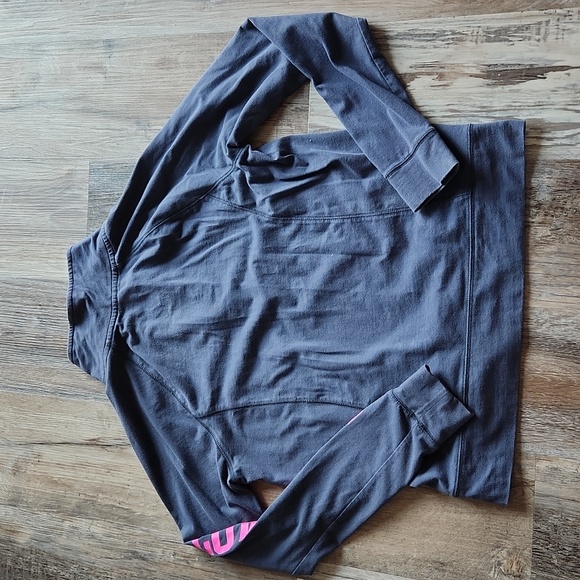 3/4 zip Victoria Secret Pink long sleeve - Picture 6 of 7